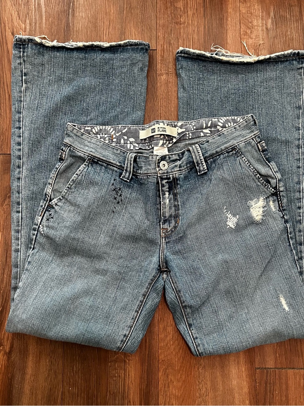 VTG Y2K GAP Jeans Womens 10 R Blue Stretch Denim Flare Distressed